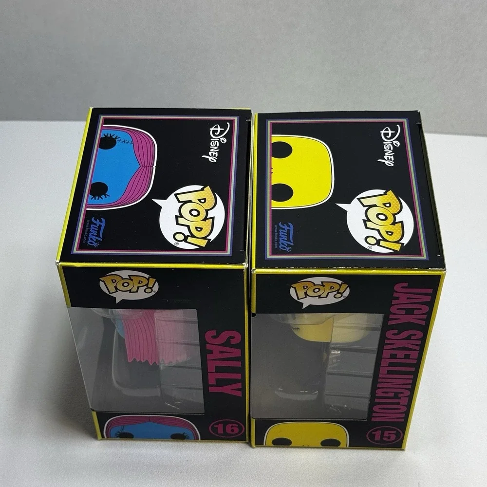 Funko Pop nightmare before christmas blacklight full set 809, 807, 71, 39, 16 15